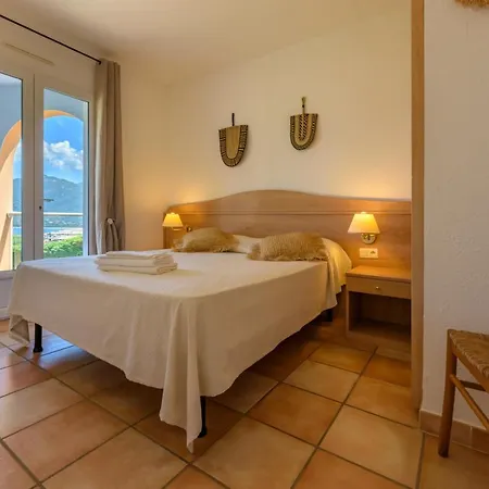 Ochji Di Mare Hotel apartamentowy