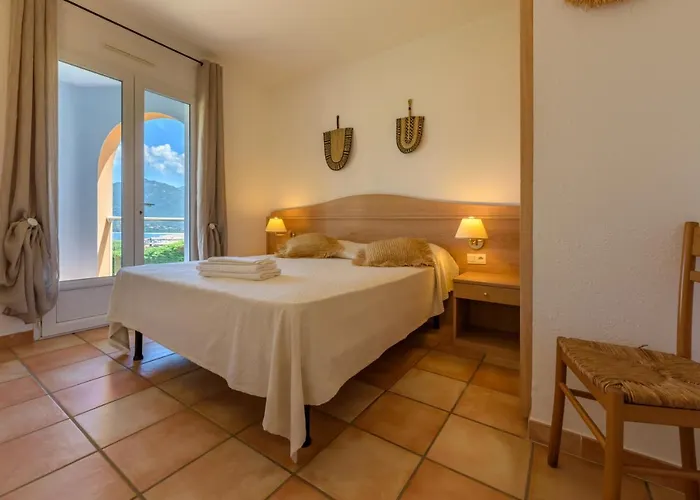Ochji Di Mare Lejlighedshotel