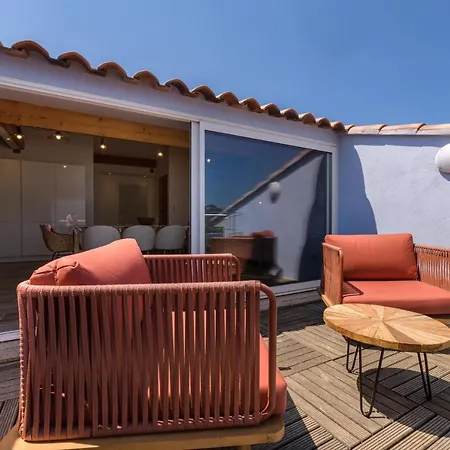 Lägenhetshotell Ochji Di Mare